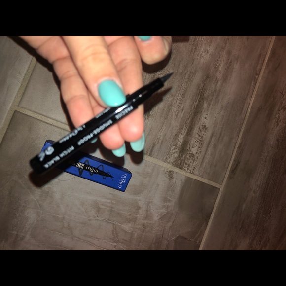 Eyeko London Skinny Black Eyeliner - Picture 3 of 4